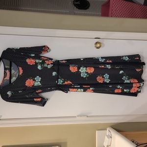 Beautiful NWOT Nina Leonard dress